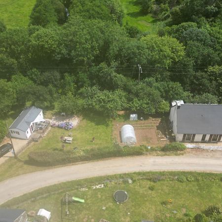 Mobil-Home A La Campagne Le Faou Exterior photo