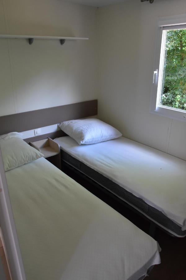 Mobil-Home A La Campagne Le Faou Exterior photo