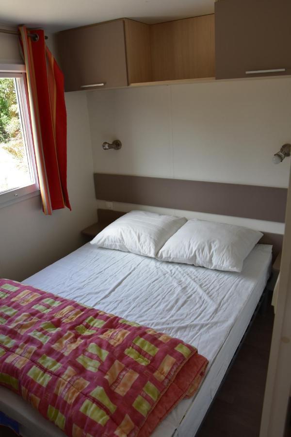 Mobil-Home A La Campagne Le Faou Exterior photo